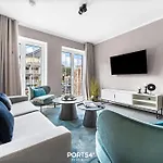 Theviewc10